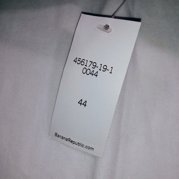 Banana Republic Khaki Shorts-Tan-44-New with Tags - Picture 4 of 4